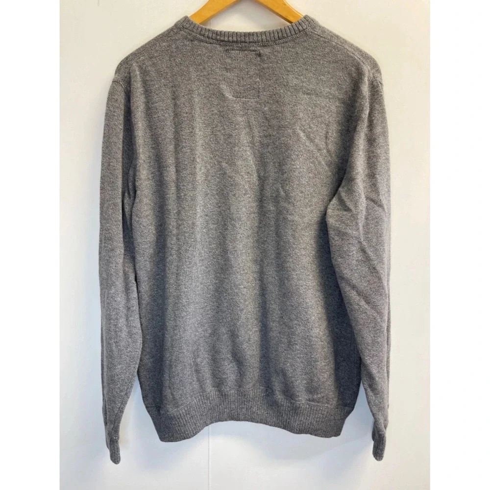 American Eagle Sweater Men's Large Athletic Fit V-Neck Gray Knit w/Logo‎